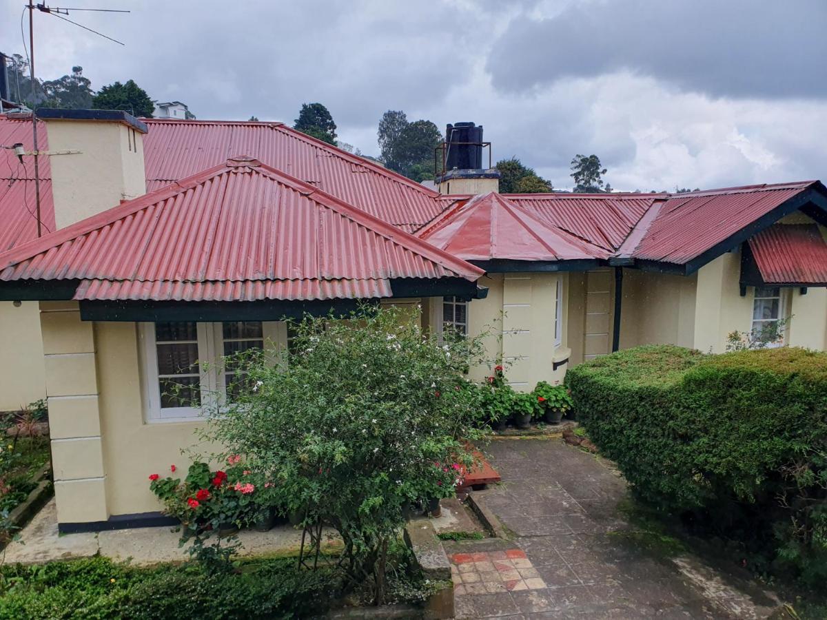 Hotel Ruchi House Nuwara Eliya Exterior foto